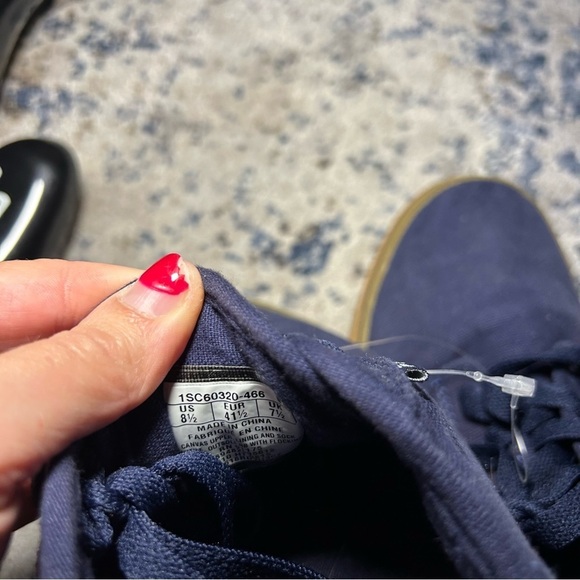 FILA Navy Blue Lace-Up Sneakers Size 8.5 - Picture 6 of 6